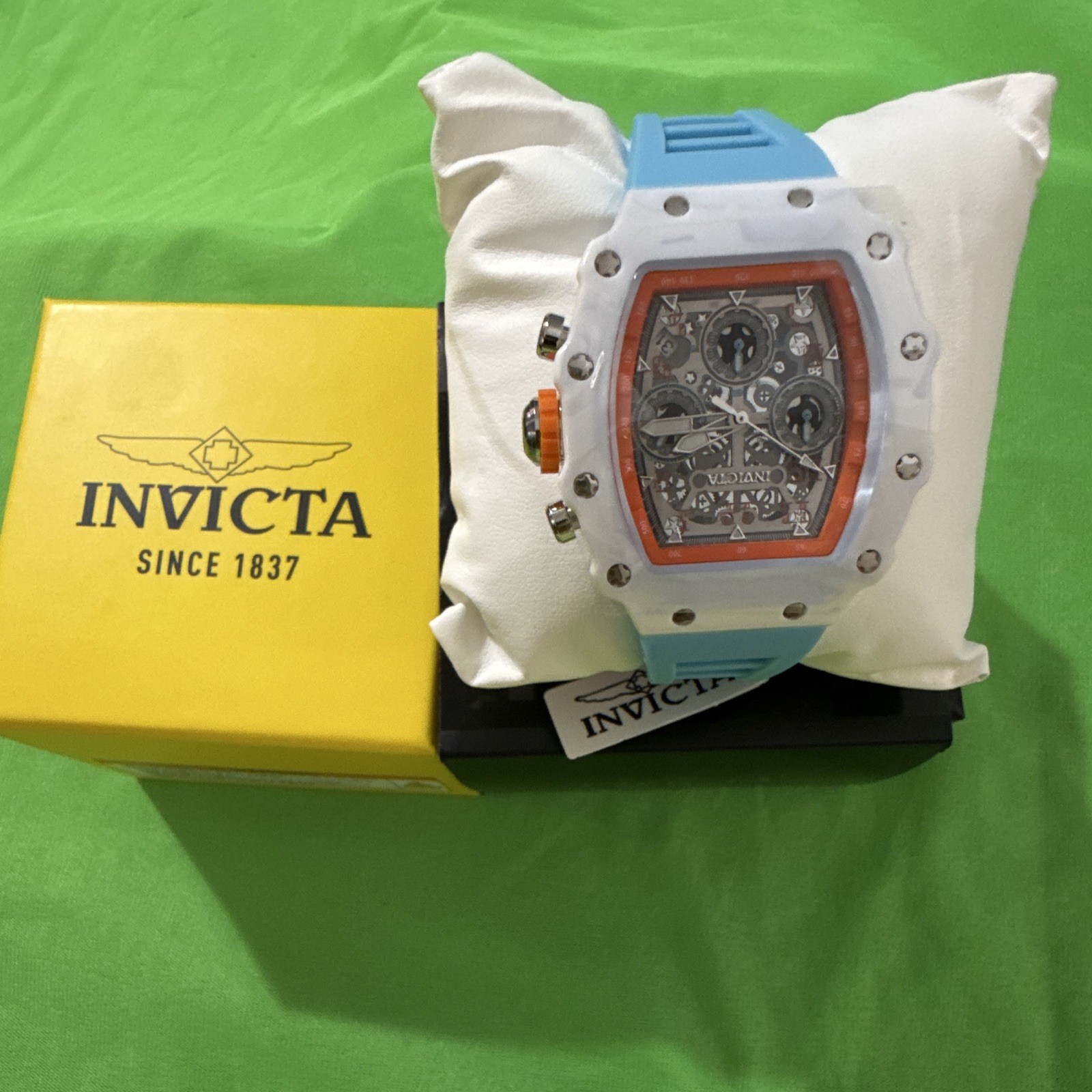 Invicta Racing Quartz Chronograph 50m Tonneau Watch White/Gray Blue Strap Box