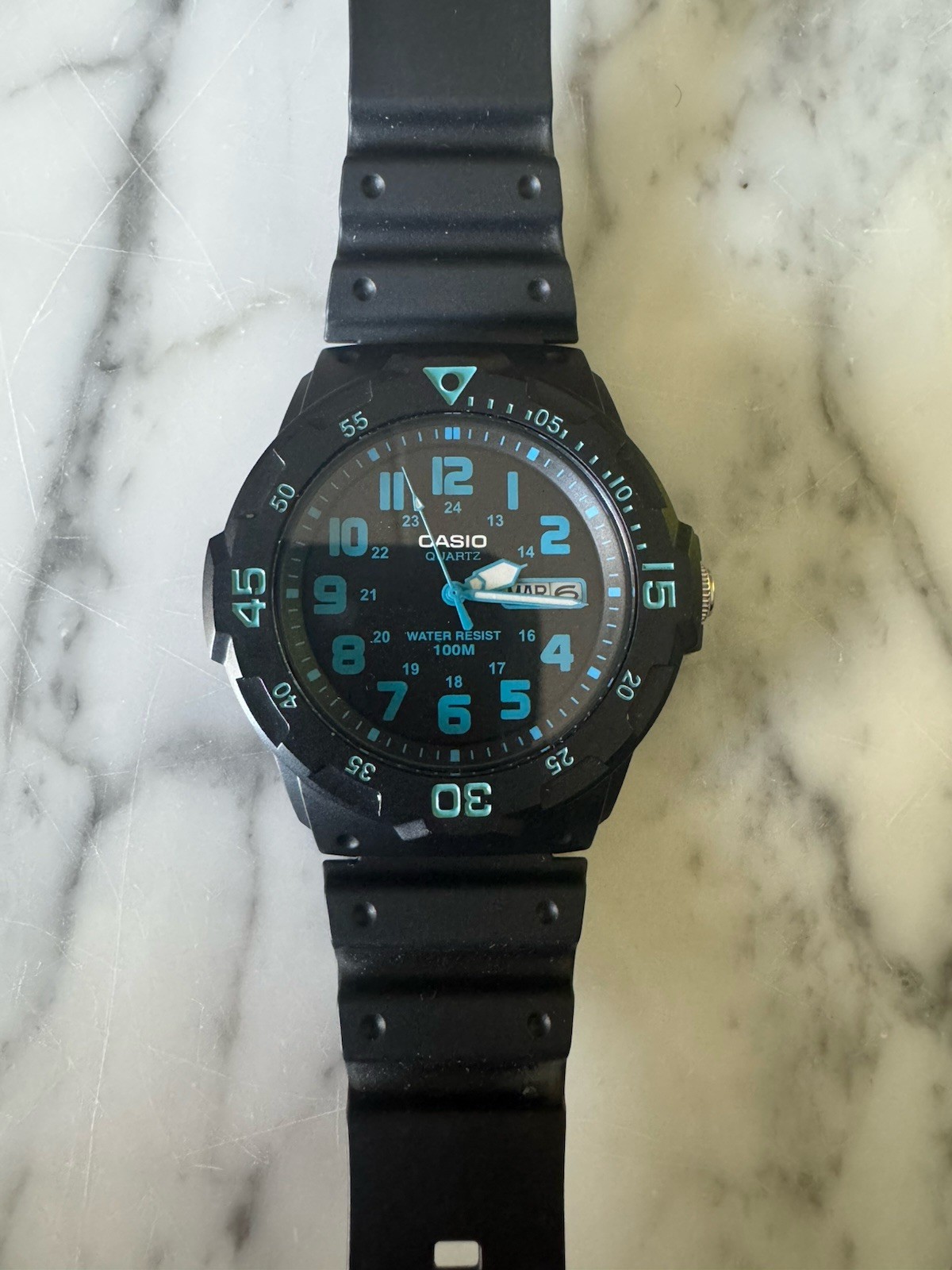 Casio MRW-200H 5125 Quartz Diver 43mm Day-Date New Battery NICE
