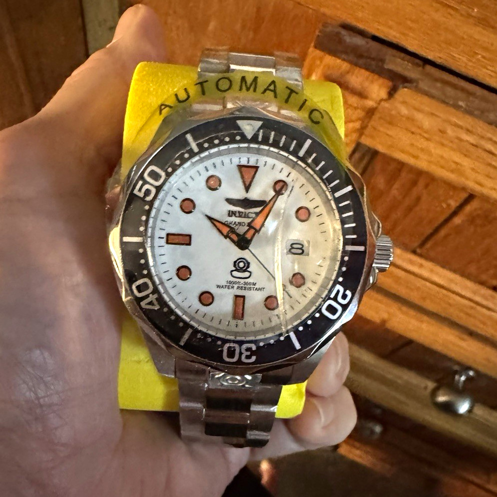 Invicta Grand Diver Automatic 47mm White Dial Black Bezel SS New Tag & Box 10640