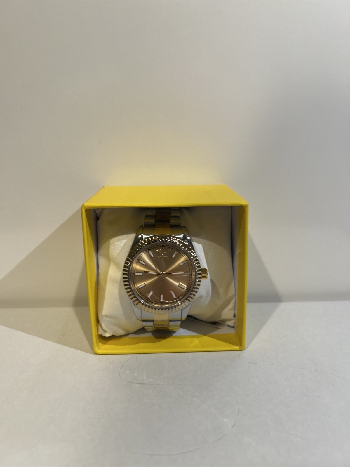 Invicta Specialty I 40mm, Gold, Steel