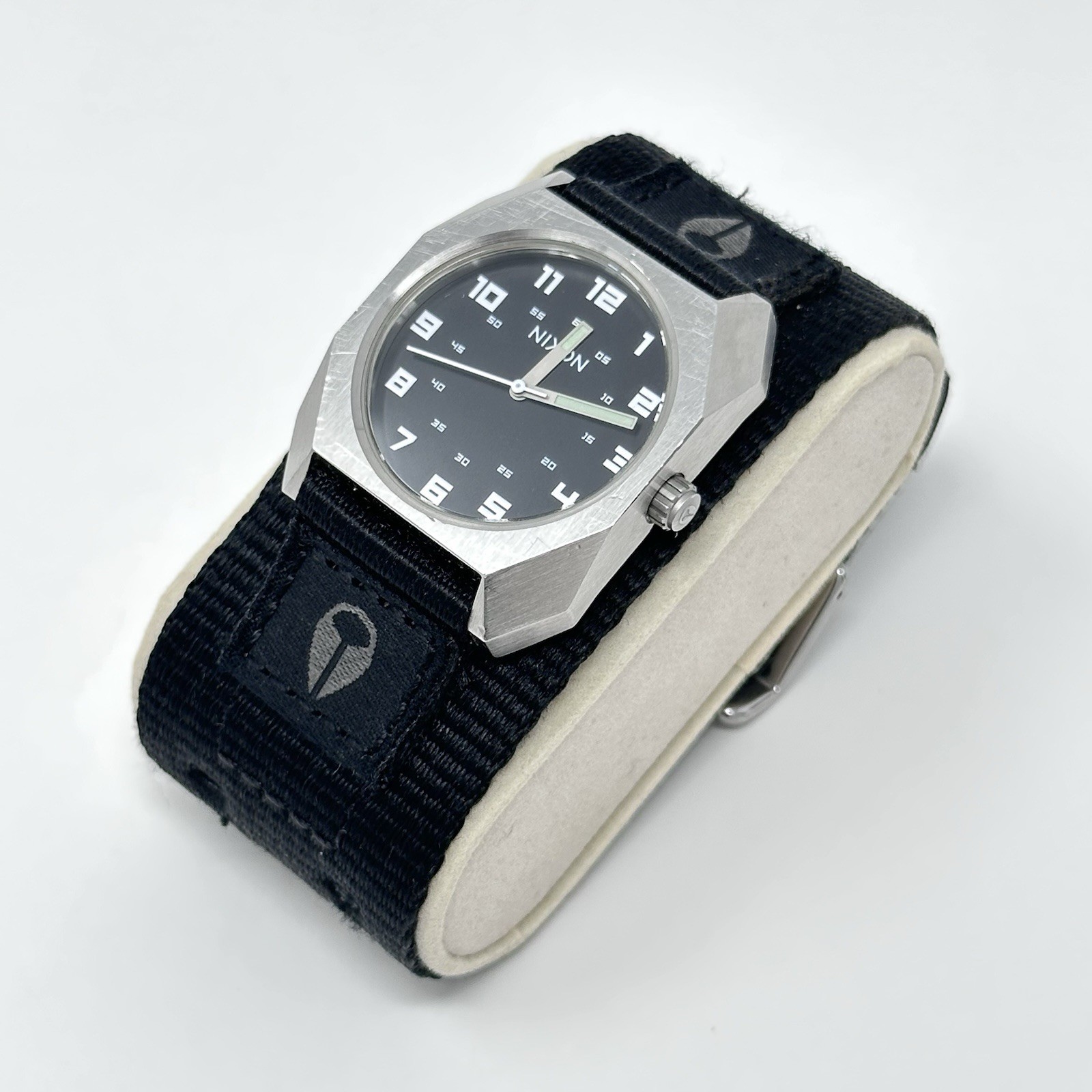 VTG Original NIXON The Scout Be Prepared Field Watch Silver Black Quartz 100M