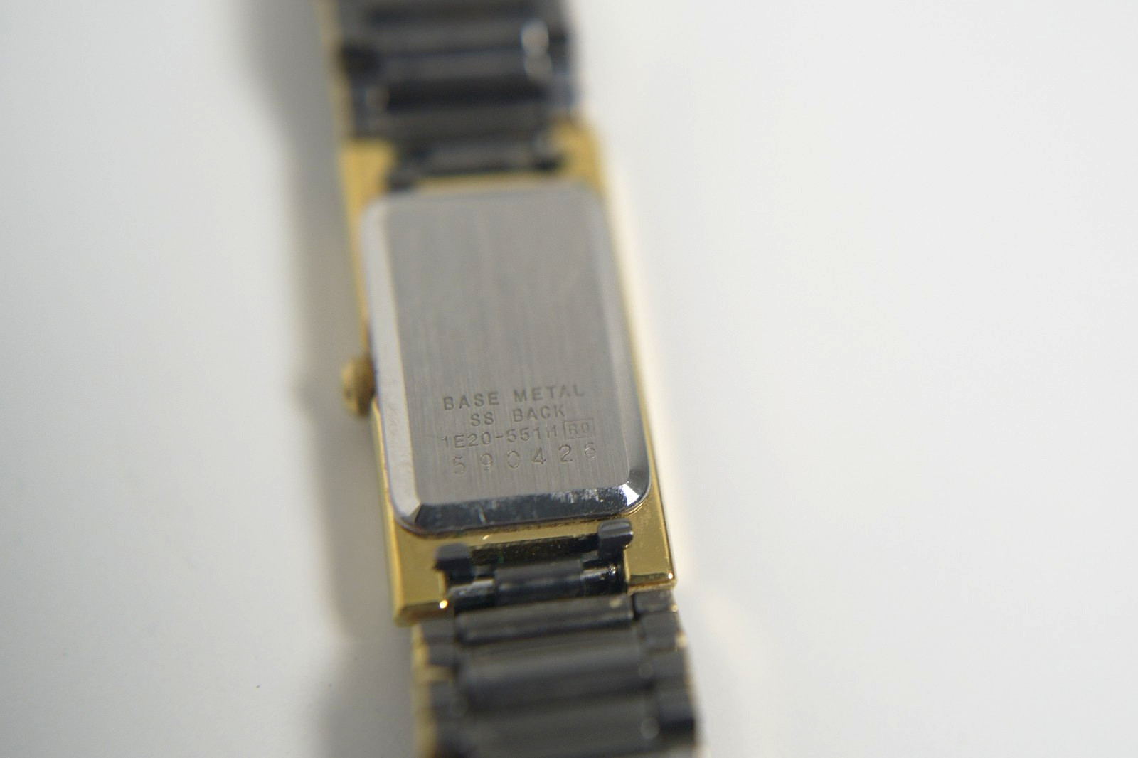 Vintage Seiko Ladies 12mm Quartz Watch Gray & Gold Tone Tank Dial 1E20-551H