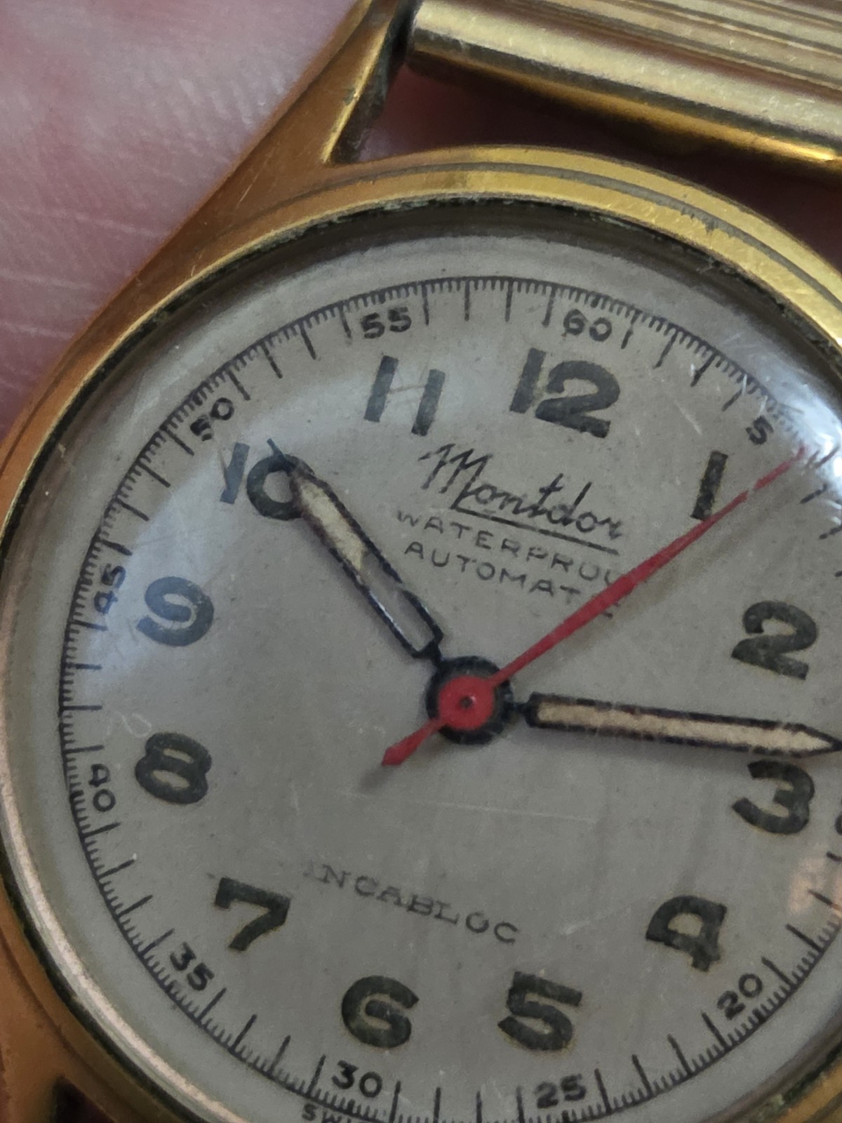 Montdor Retro Dirty Dozen Field Military Watch Bumper AUTOMATIC