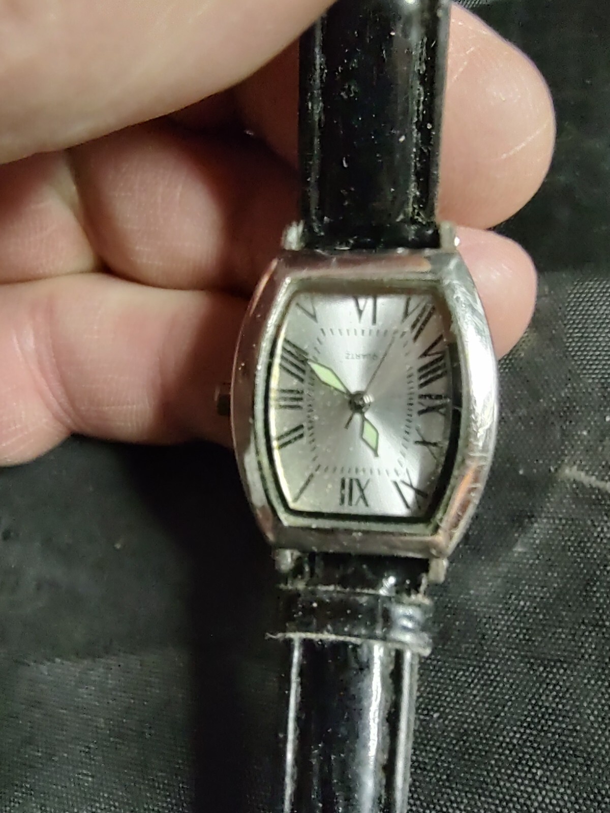 lot of 8 watches for parts NONE TESTED