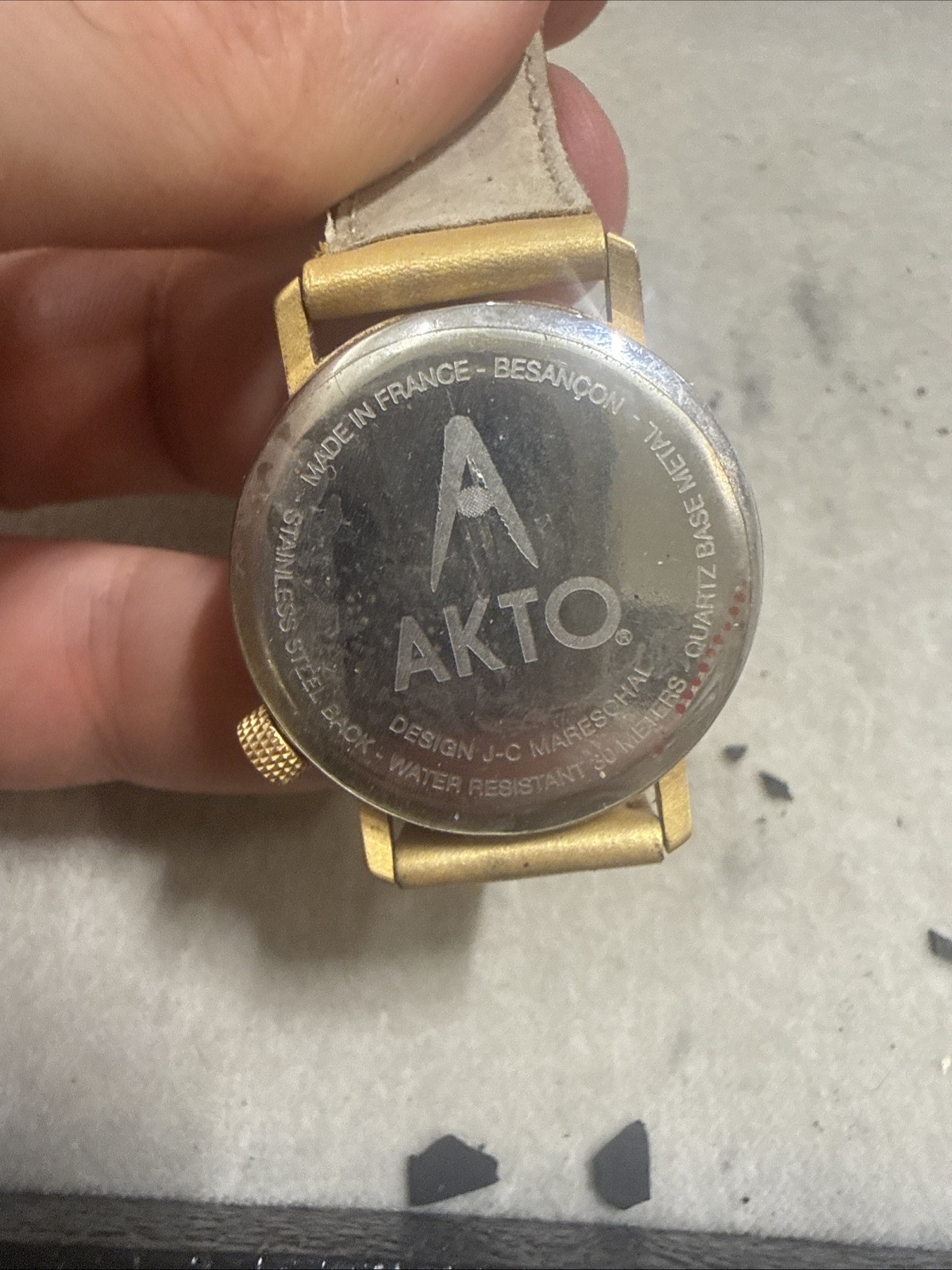 akto watch