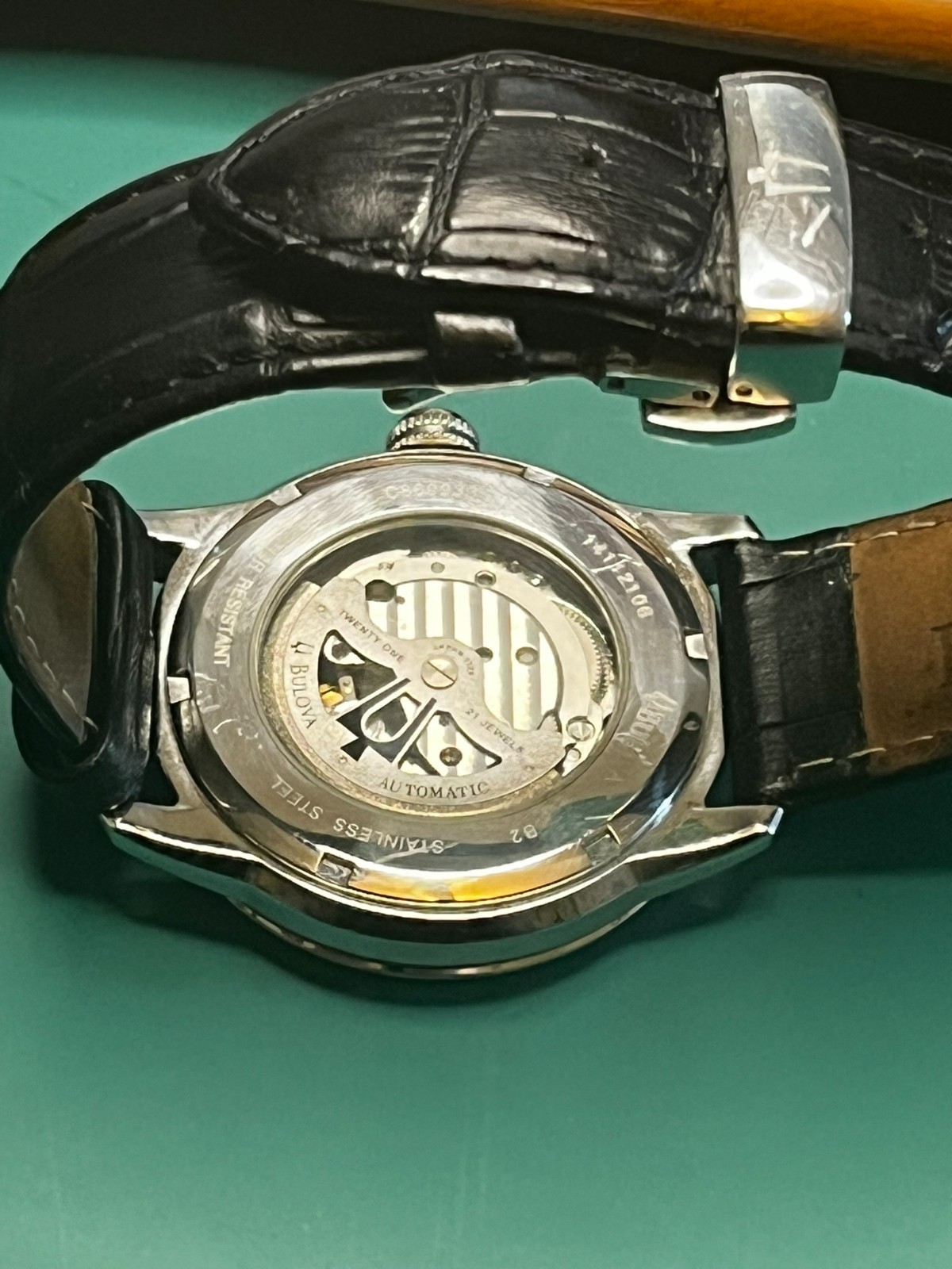 BULOVA AUTOMATIC GENTS WATCH C860933