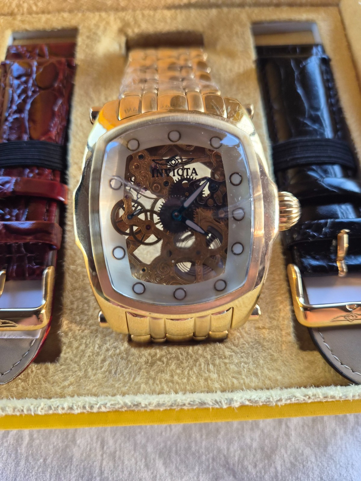 Invicta Lupah 1253 Mechanical Skeleton Gold Men’s Watch Box Manual Extra Bands