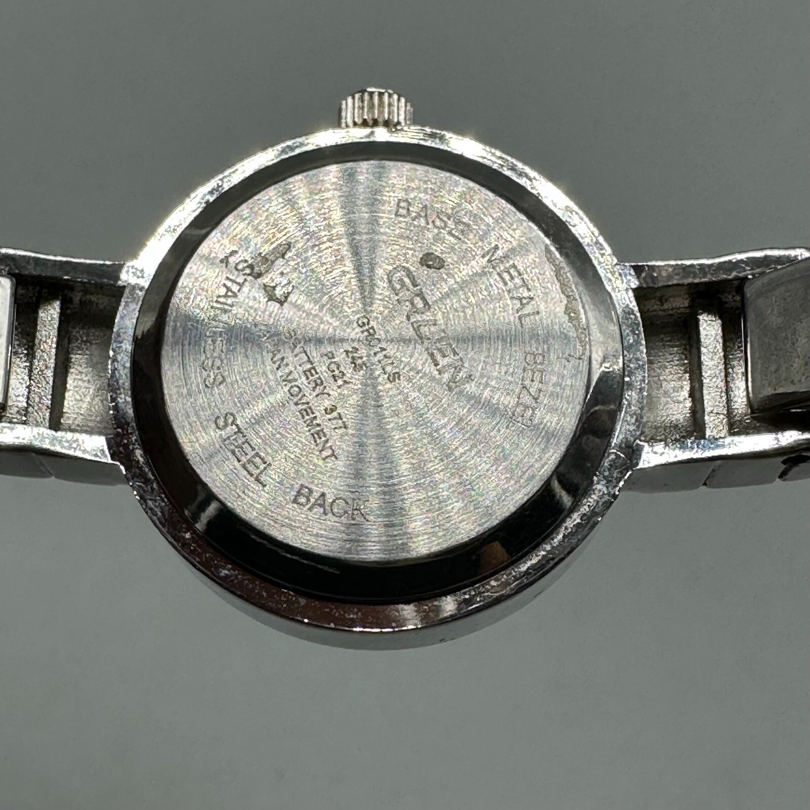 Gruen Watch Women Silver Tone White Mother of Pearl Dial New Battery 6.75 Inch