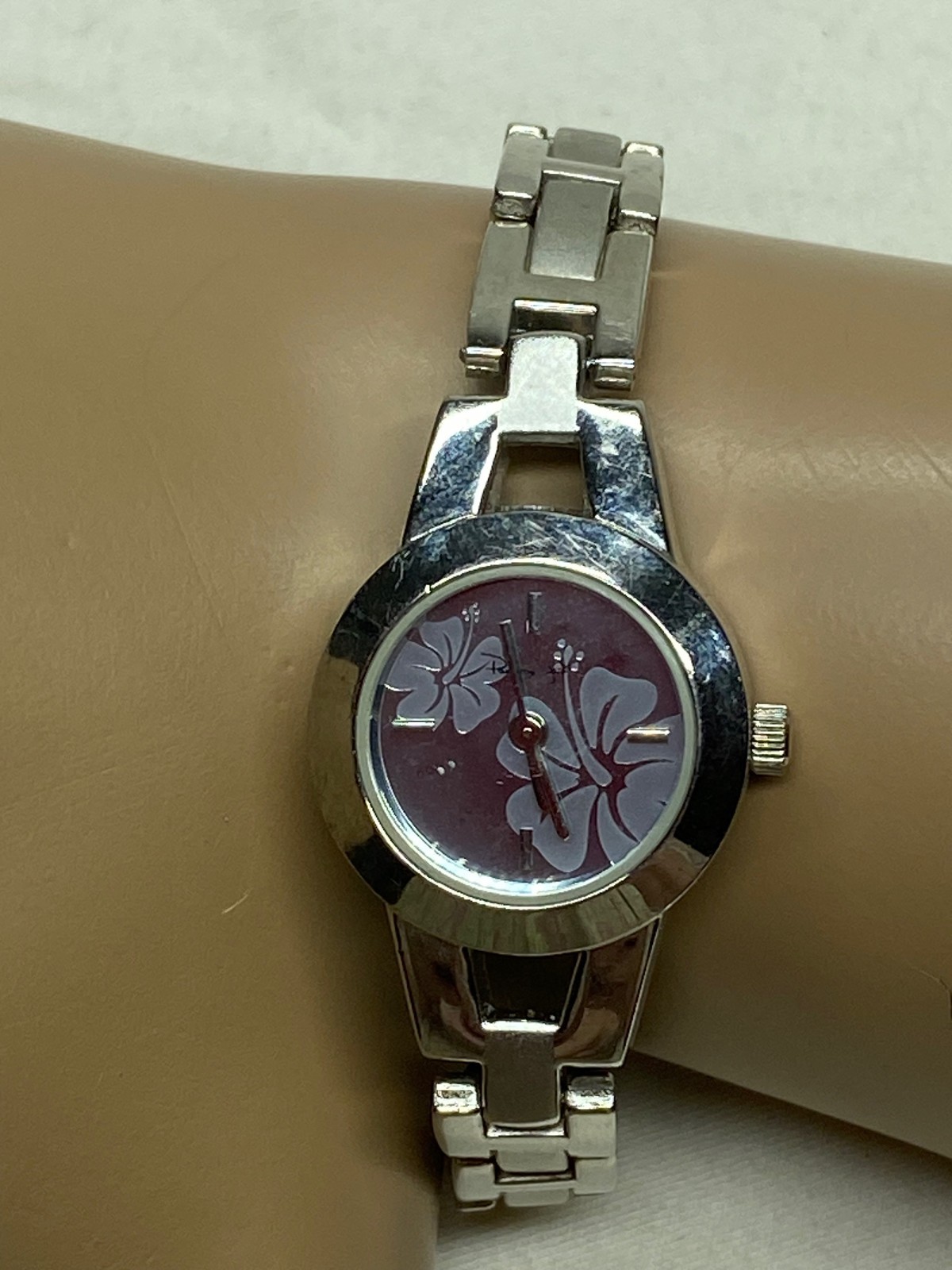 Original Panama Jack Surf Girl Silver Tone Quartz Analog Women’s Watch Floral