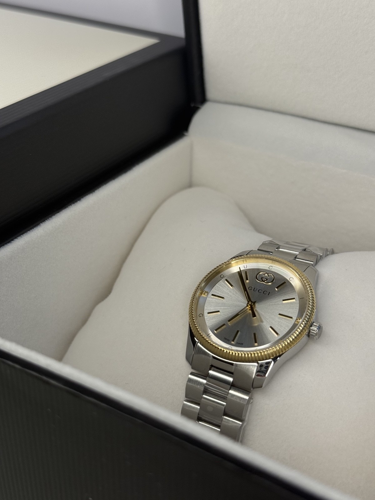 Gucci G-Timeless 29mm Silver Dial Steel Women’s Watch YA1265063