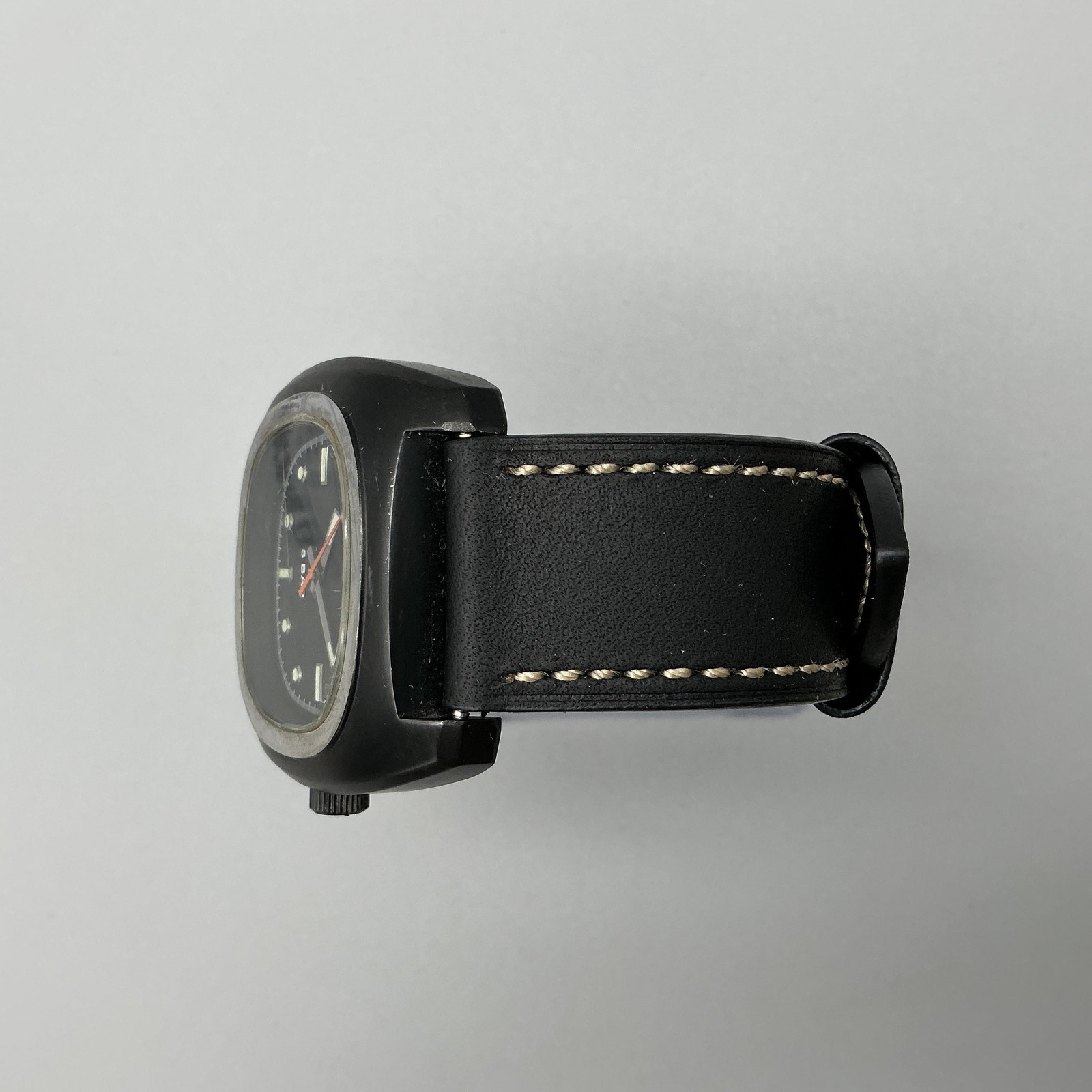 Diesel Mens Watch 43mm Black Dial Cushion Case Leather DZ-2089 New Battery
