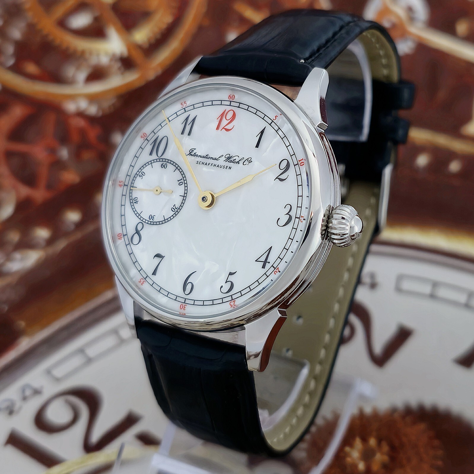 Watch USSR MARRIAGE Rare Dial Men’s mechanism MOLNIJA 18 Jewels 3602