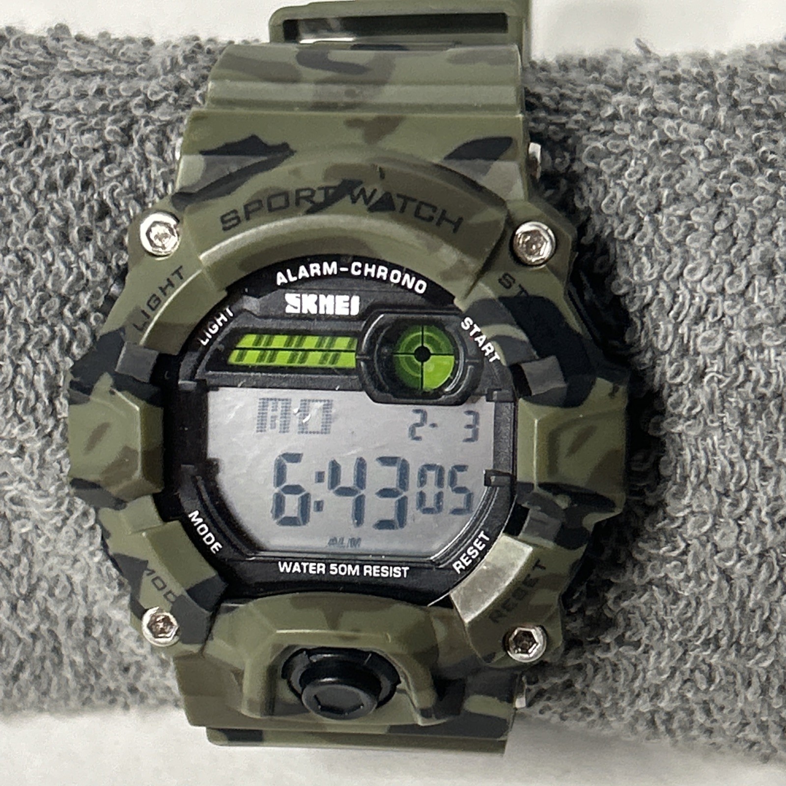 SKMEI 1197 Men’s Digital Sports Watch Camo Case & Band Water Resistant 5ATM USED