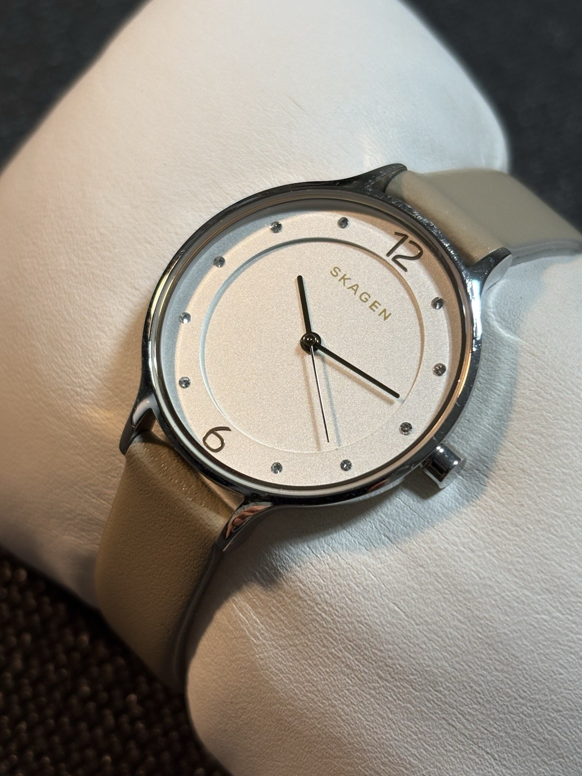 Skagen Denmark Anita Ladies Sleek Stainless Watch,Beige Leather Band,New Battery