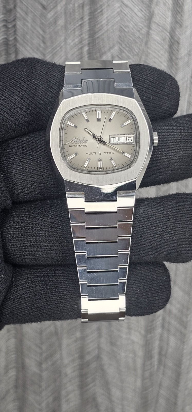 Mido Multistar NOS Automatic 25 Jewels Beauty Gray Dial Men’s Wristwatch Swiss.