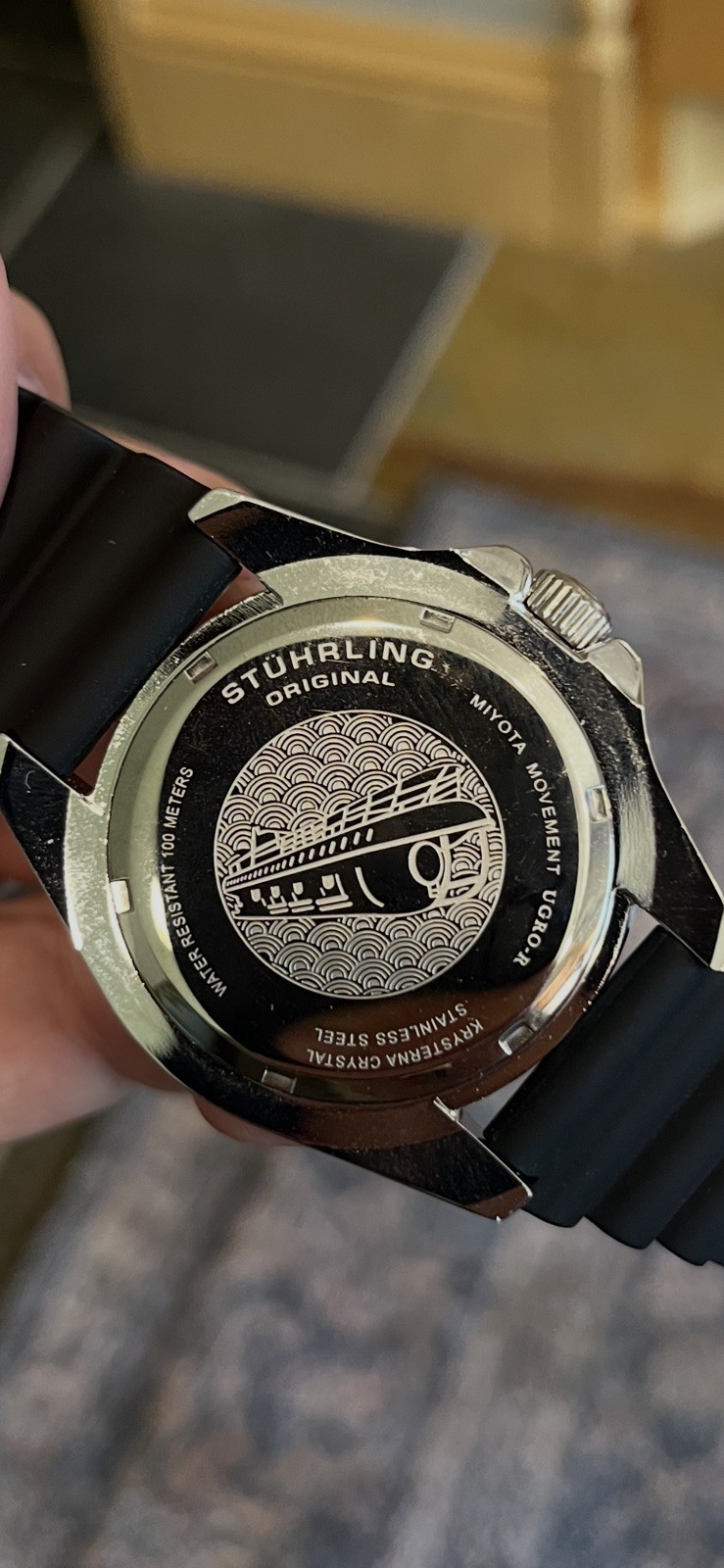 Stührling Original Depthmaster Quartz Diver 200m Black Dial Rubber Strap Date