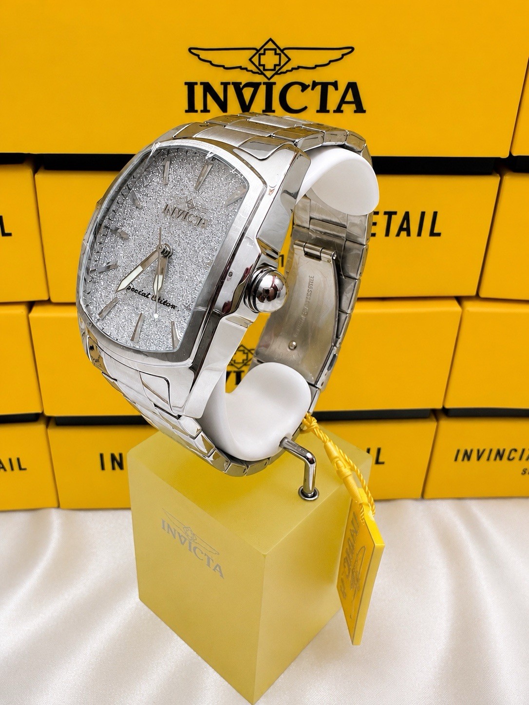 Invicta Lupah Men’s Watch Model 50802 – Silver Dial Stainless Steel Quartz 47mm