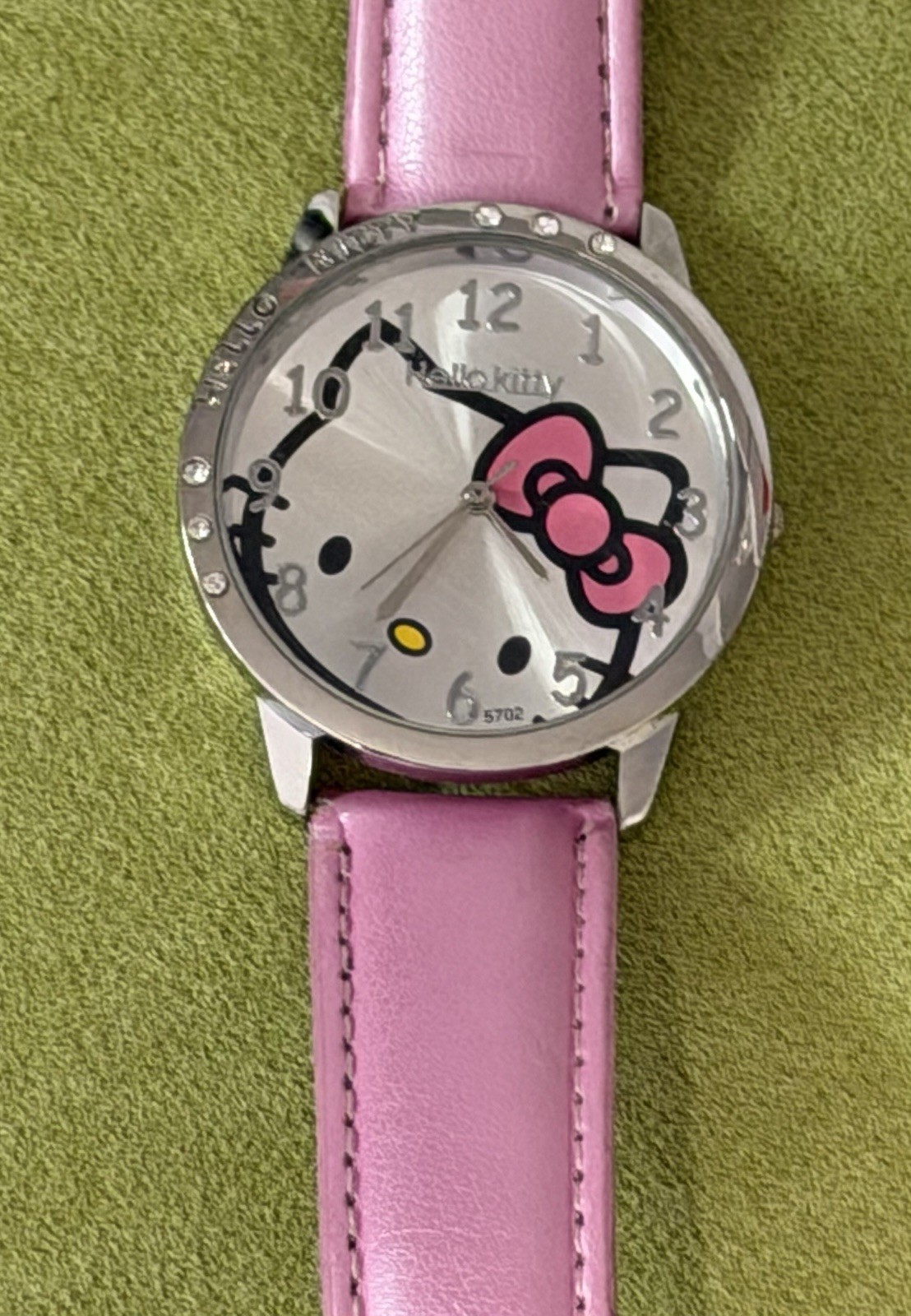 Y2K Hello Kitty Quartz Analog Watch Pink Faux Leather Strap 35mm SS Case 00184-1