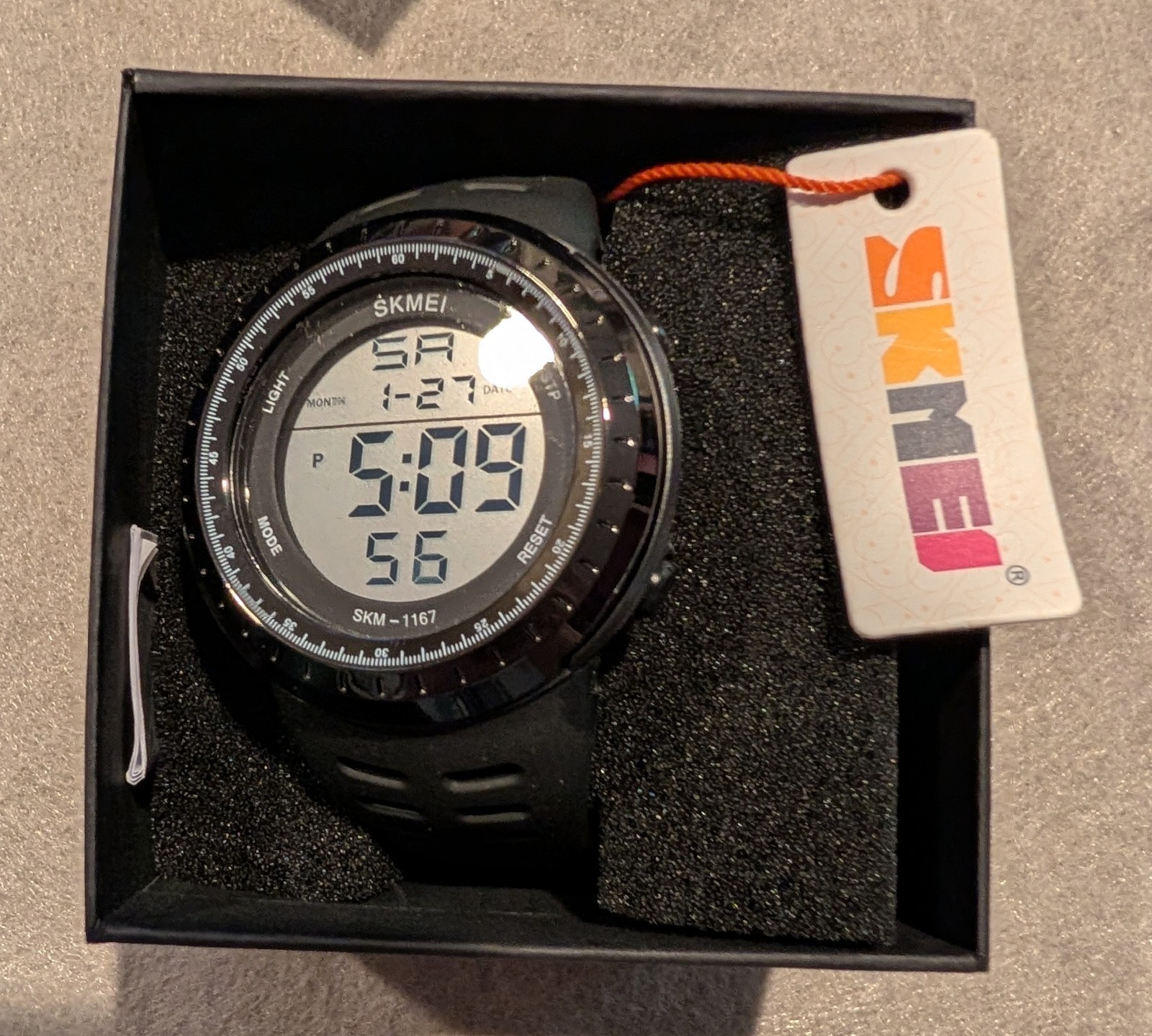 Skmei 1167 Men’s Sports Watch Black Silicone Strap