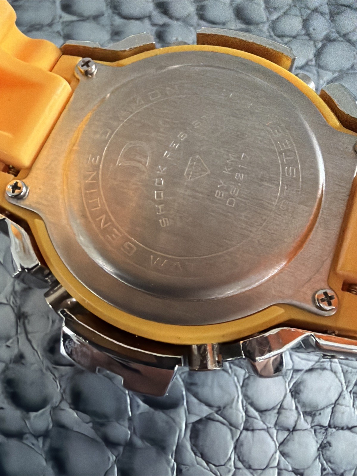 King Master Unisex Silver Case Yellow Rubber Strap Watch