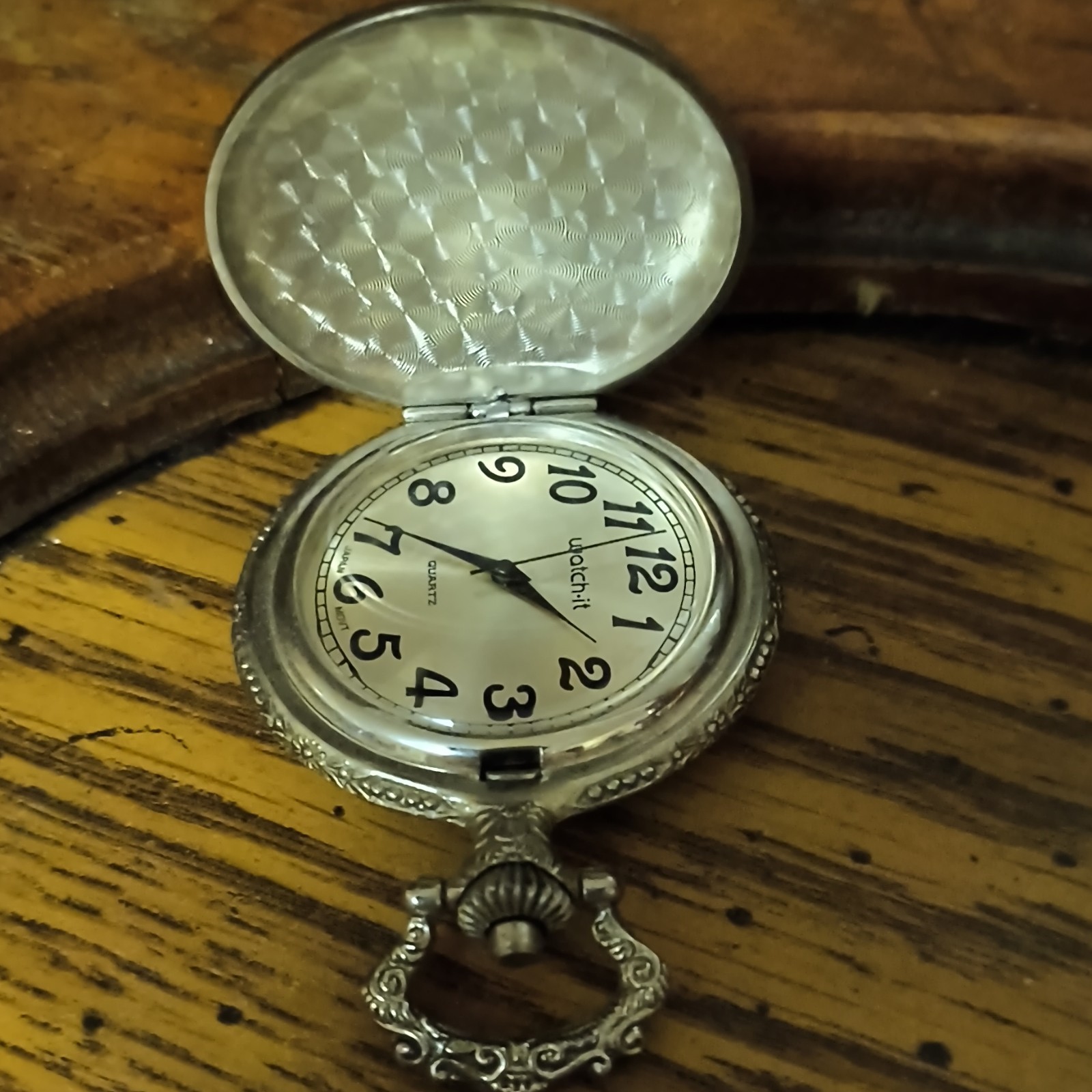 watch-it Silver Full Hunter Quartz Metal Pocket Watch Truck Motif Unisex Adults