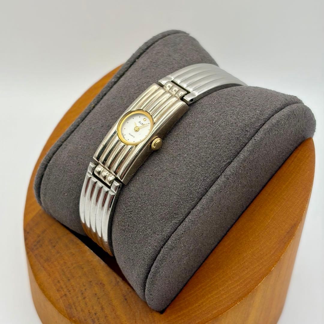 SEIKO ALBA V220-0020 Quartz Bangle Watch Silver Pre-Owned