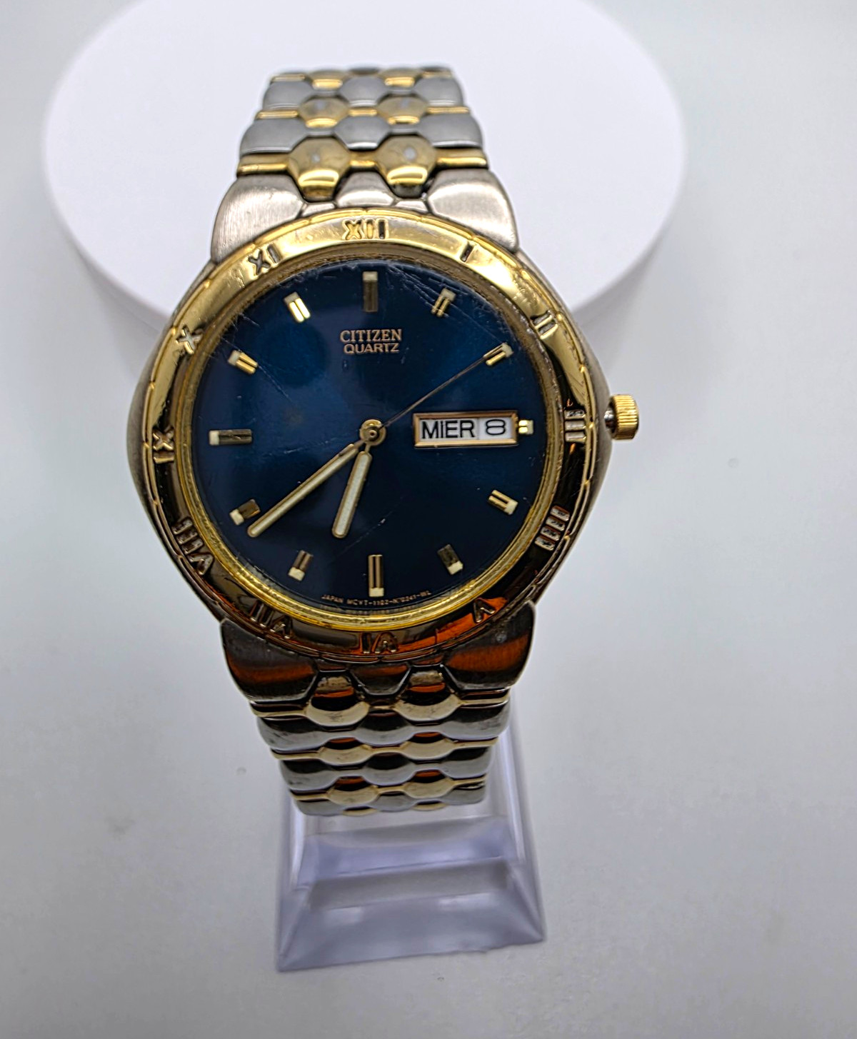 Vintage Citizen Quartz Men’s Blue Dial Day-Date Two-Tone