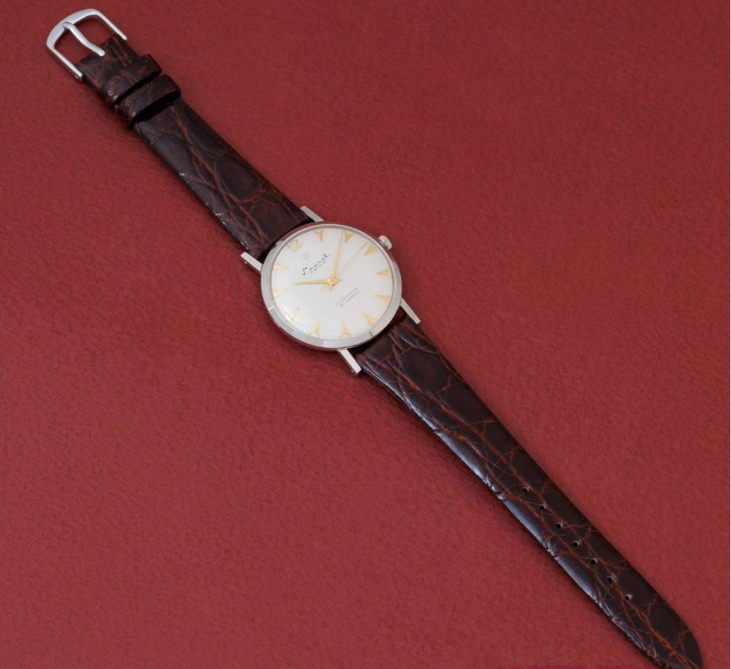 Seiko Laurel, 1960 model, wedge-shaped index, cursive logo