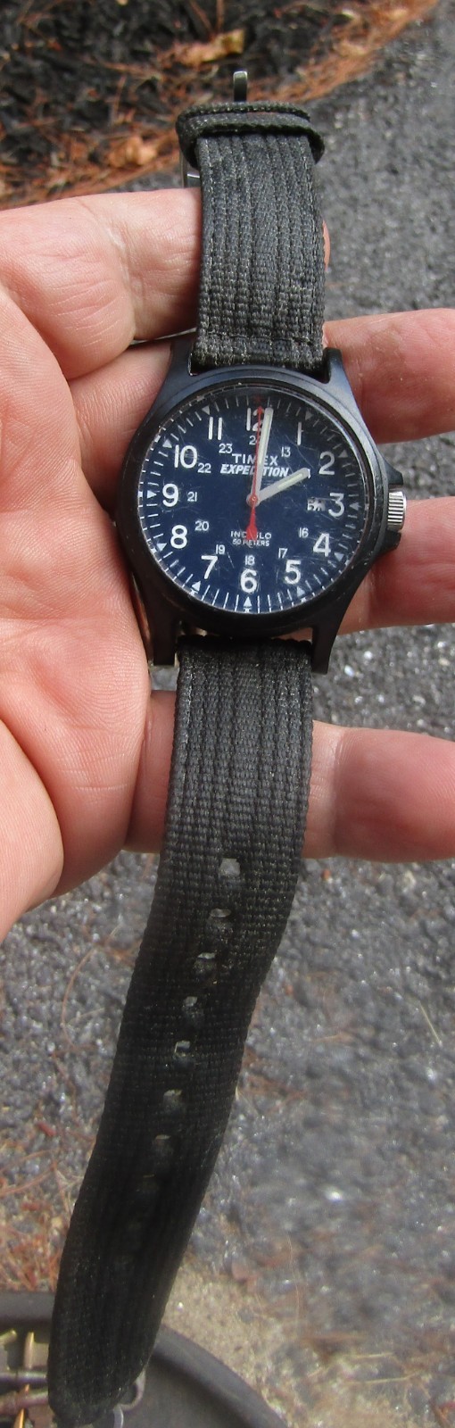 Timex Expedition Indiglo Mens Watch Black Dial Nylon Strap WR50M Quartz not run
