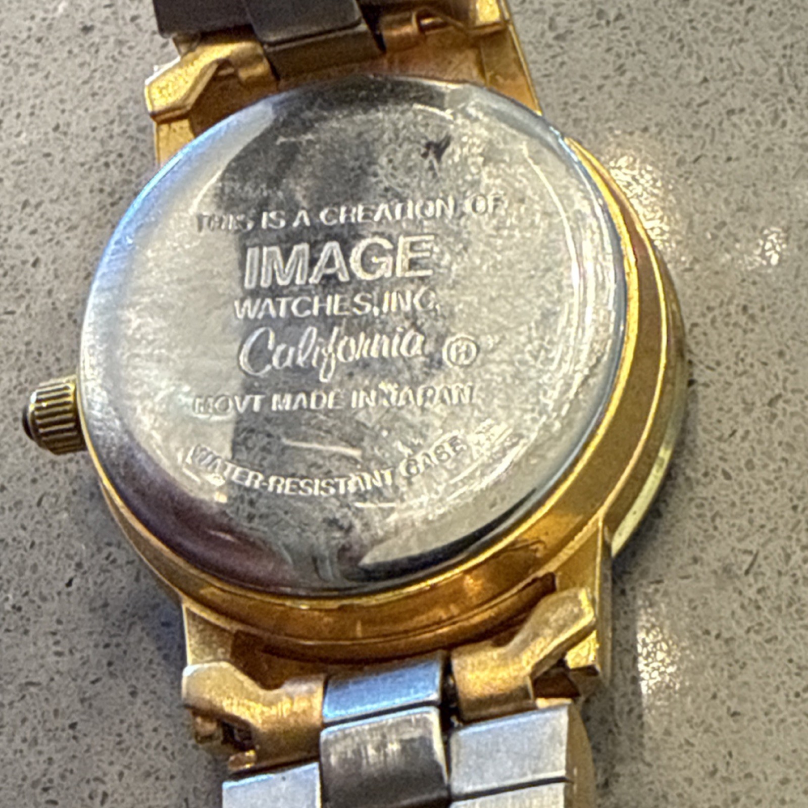 Image Watches Unisex Analog Quartz Home Paramount Gold Silver Water-Resistant