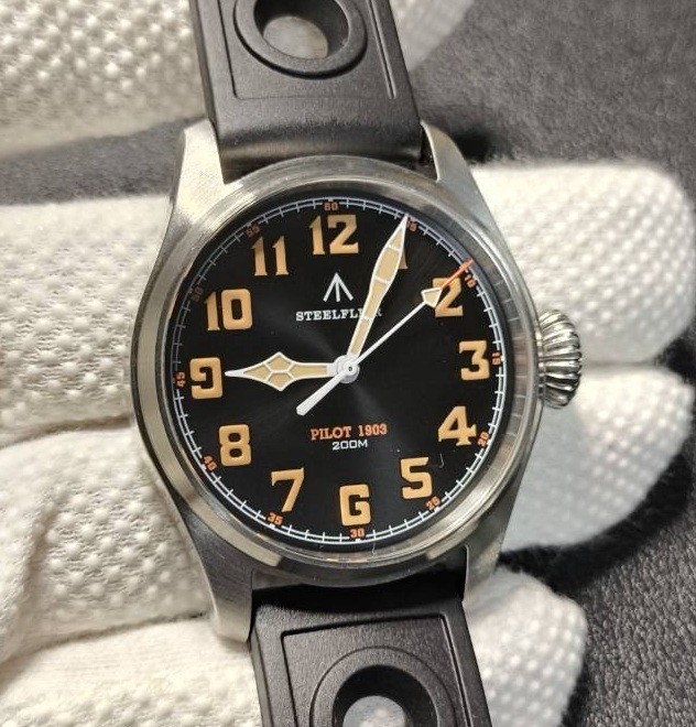 VH31 Mecha Quartz STEELFLIER STEELDIVE STEEL DIVE Diver Pilot Watch SEIKO Pilot