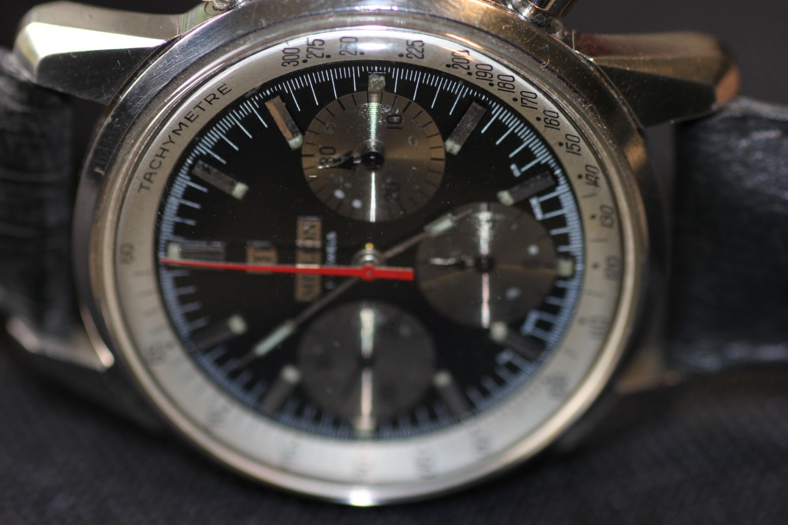 Million Watch (ENICAR SHARPA GRAPH COUSIN) Valjoux 72 Movement Circa 1960’s