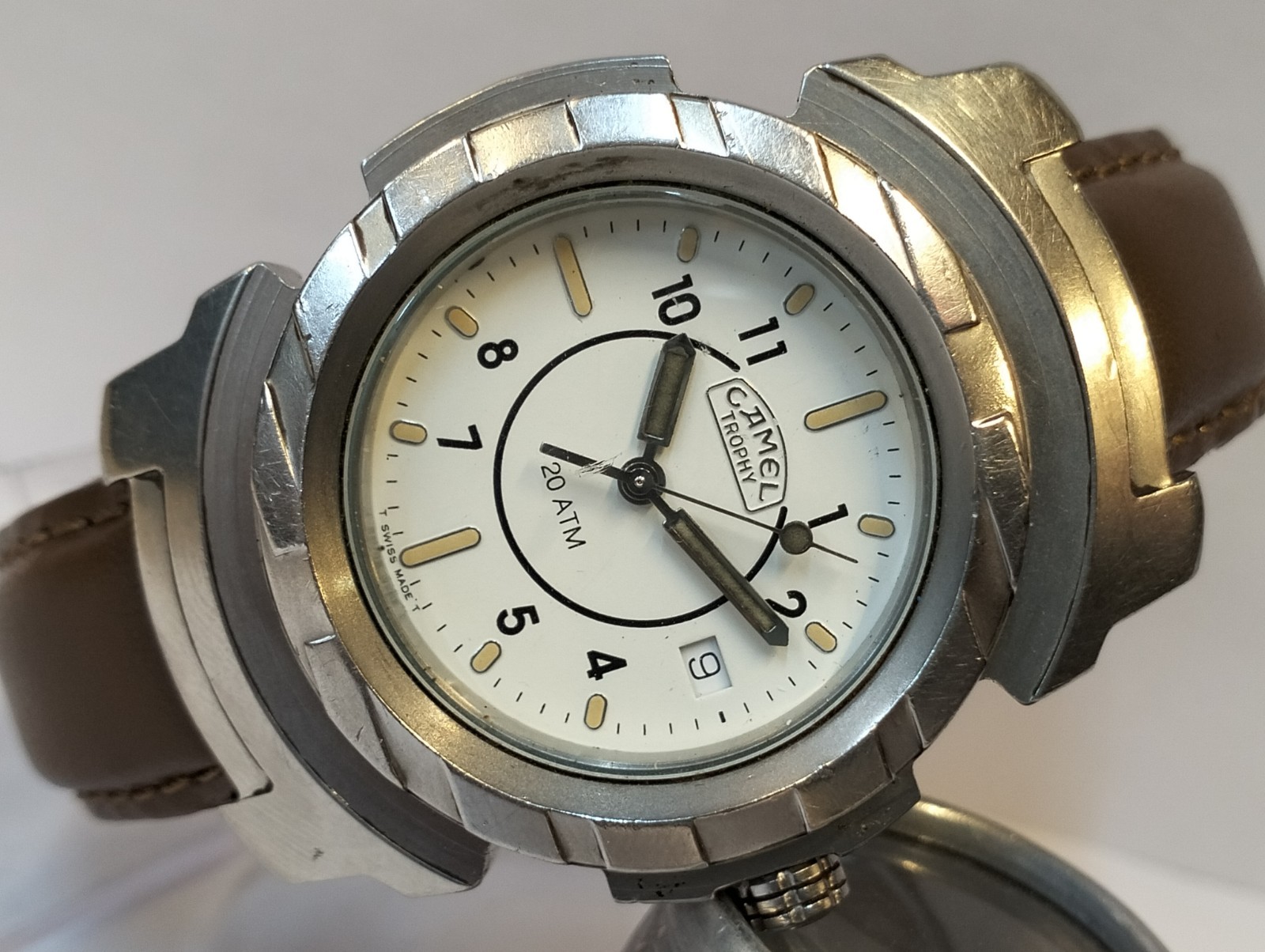CAMEL TROPHY QUARTZ WHITE DIAL 662.551-559 MEN’S WORKING CONDITION