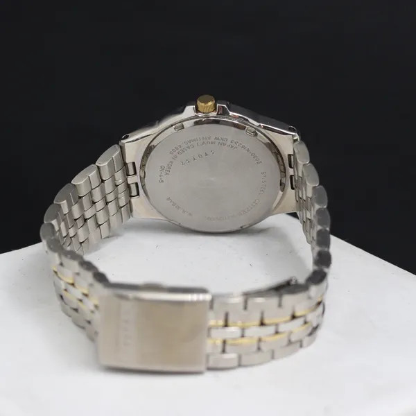 Working, solar-powered, excellent condition Citizen Eco-Drive E030-K16253 women&