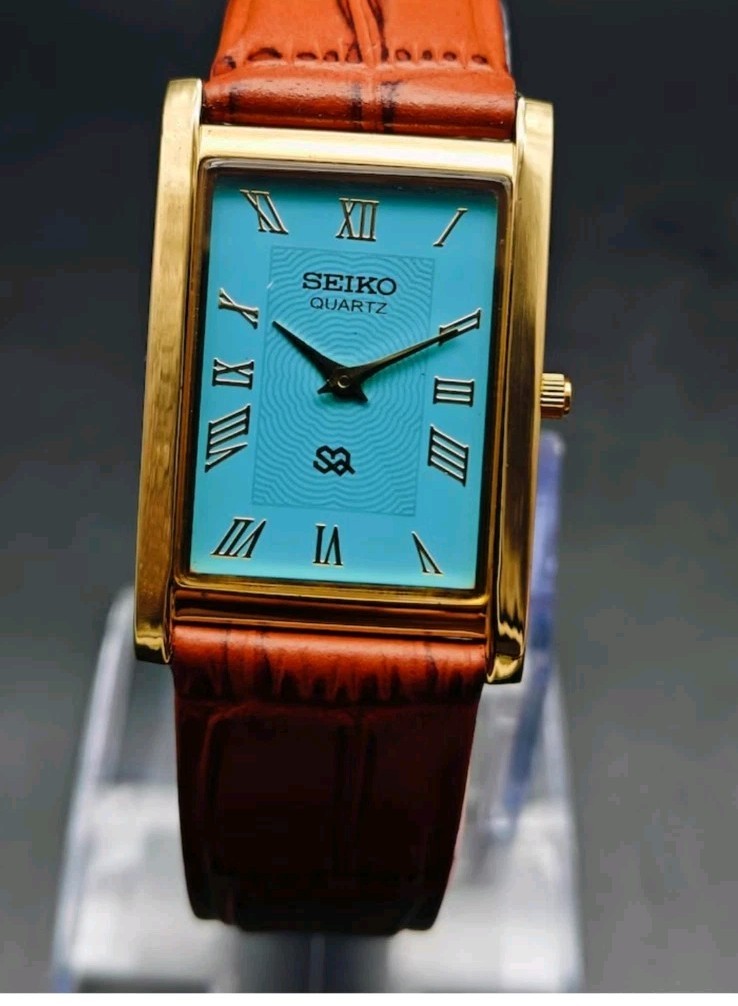 Vintage Seiko Slim Tank Mens Wristwatch Blue Dial Japanese 90s Watch