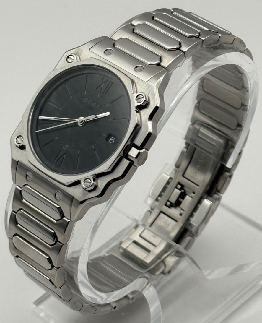 Gucci G-Flat 30mm Black Dial Stainless Steel Bracelet Watch YA166505