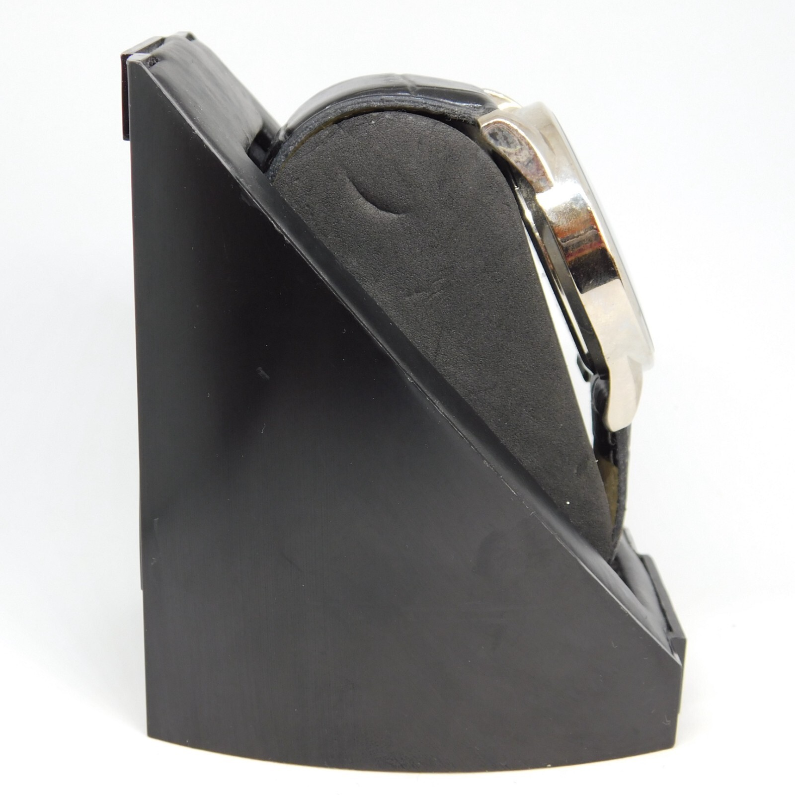Allude Silver Tone Case Black Tone Band Quartz Analog Men’s Watch New Battery