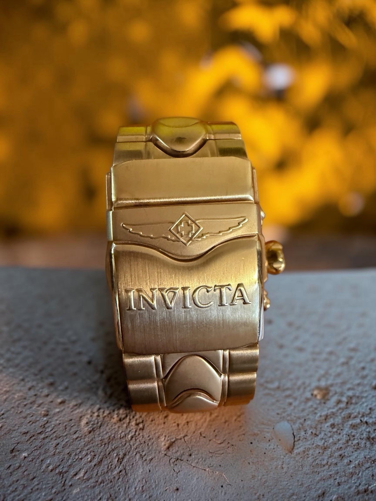 [Extremely Rare] Invicta VENOM SHAQ Limited Edition 1000M Gold Tone
