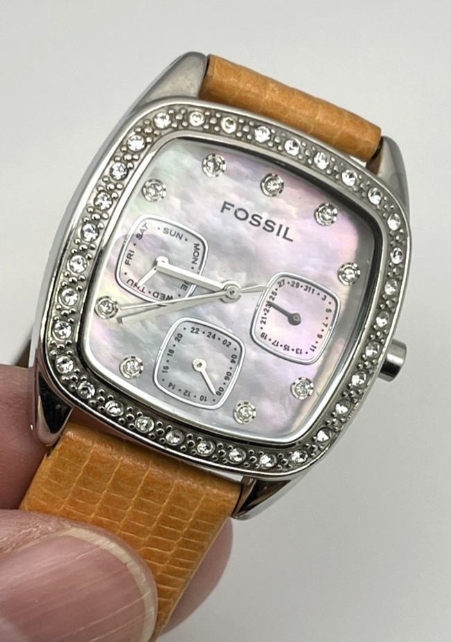 FOSSIL MOP Womens HI SPARKLE Watch SQUARE Tan LEATHER BAND ES 1009 New Batt READ