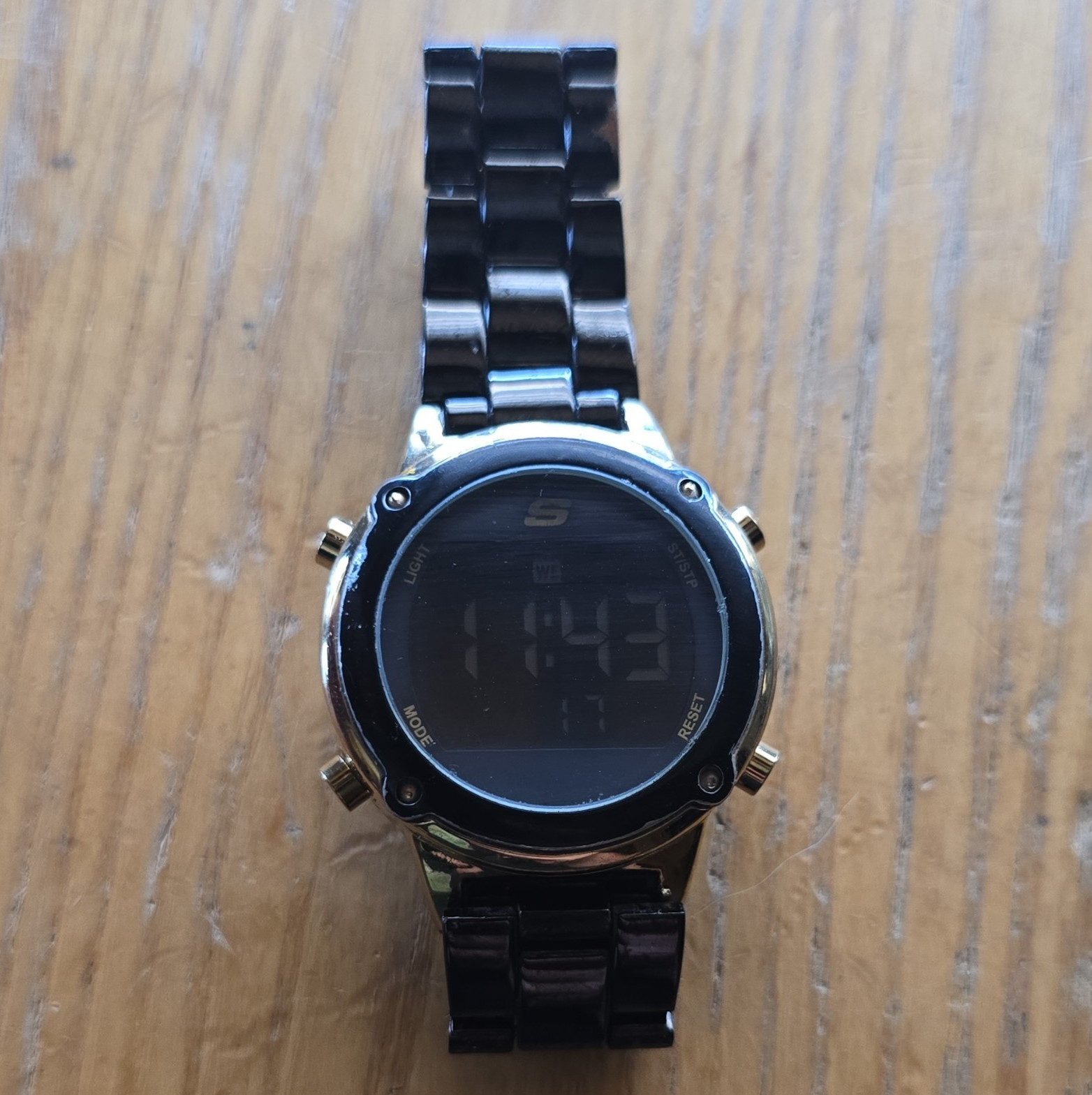 Skechers Quartz SR6175 Digital Black Dial Black Metal Bracelet Gold Case 30m