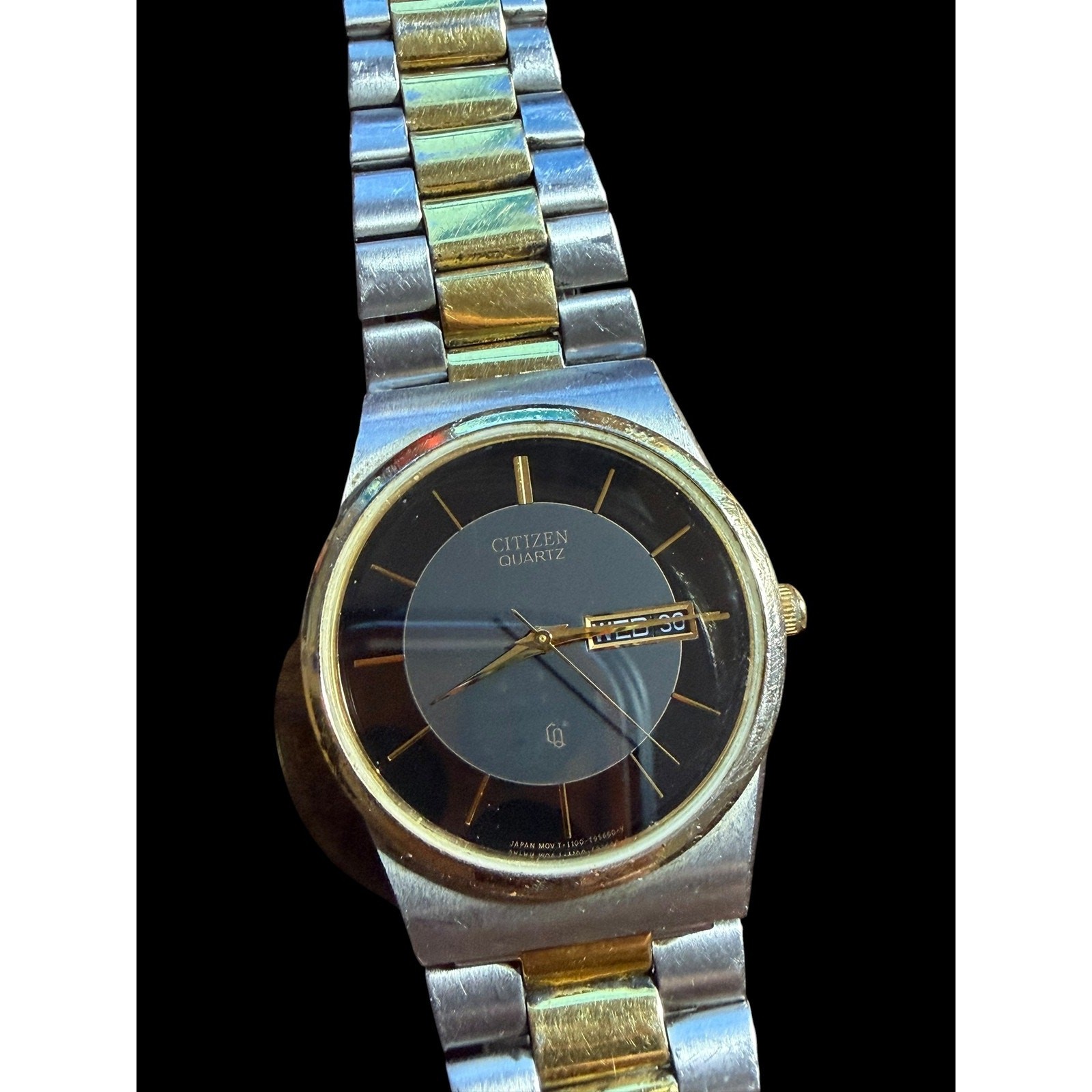 Vintage Citizen Quartz Two-Tone Day-Date Men’s Wristwatch Base Metal SSG Japan