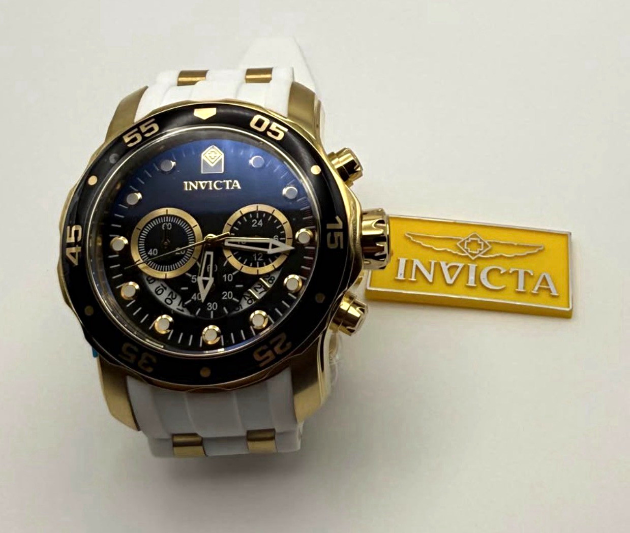 Invicta Pro Diver Scuba Quartz Gold/Black Dial 48mm White Strap w/Box