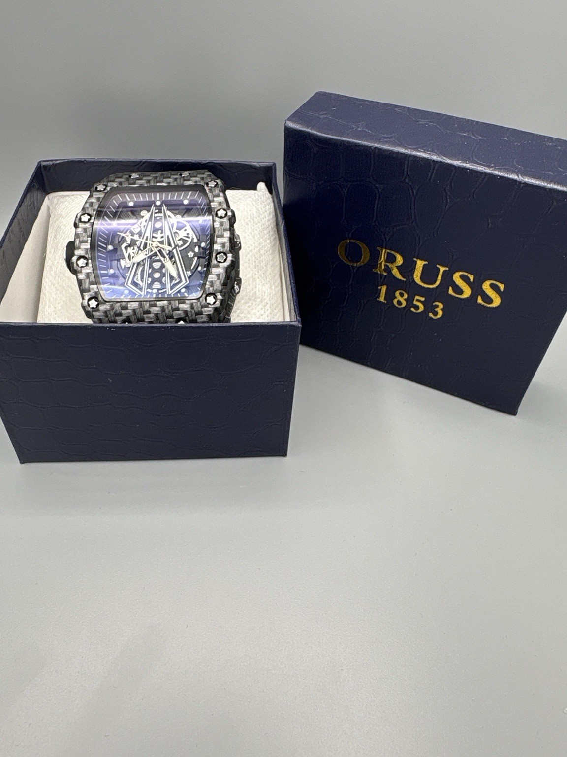 ORUSS 1853 Skeleton Style Men’s Watch Black Carbon Fiber Look Silicone Strap New