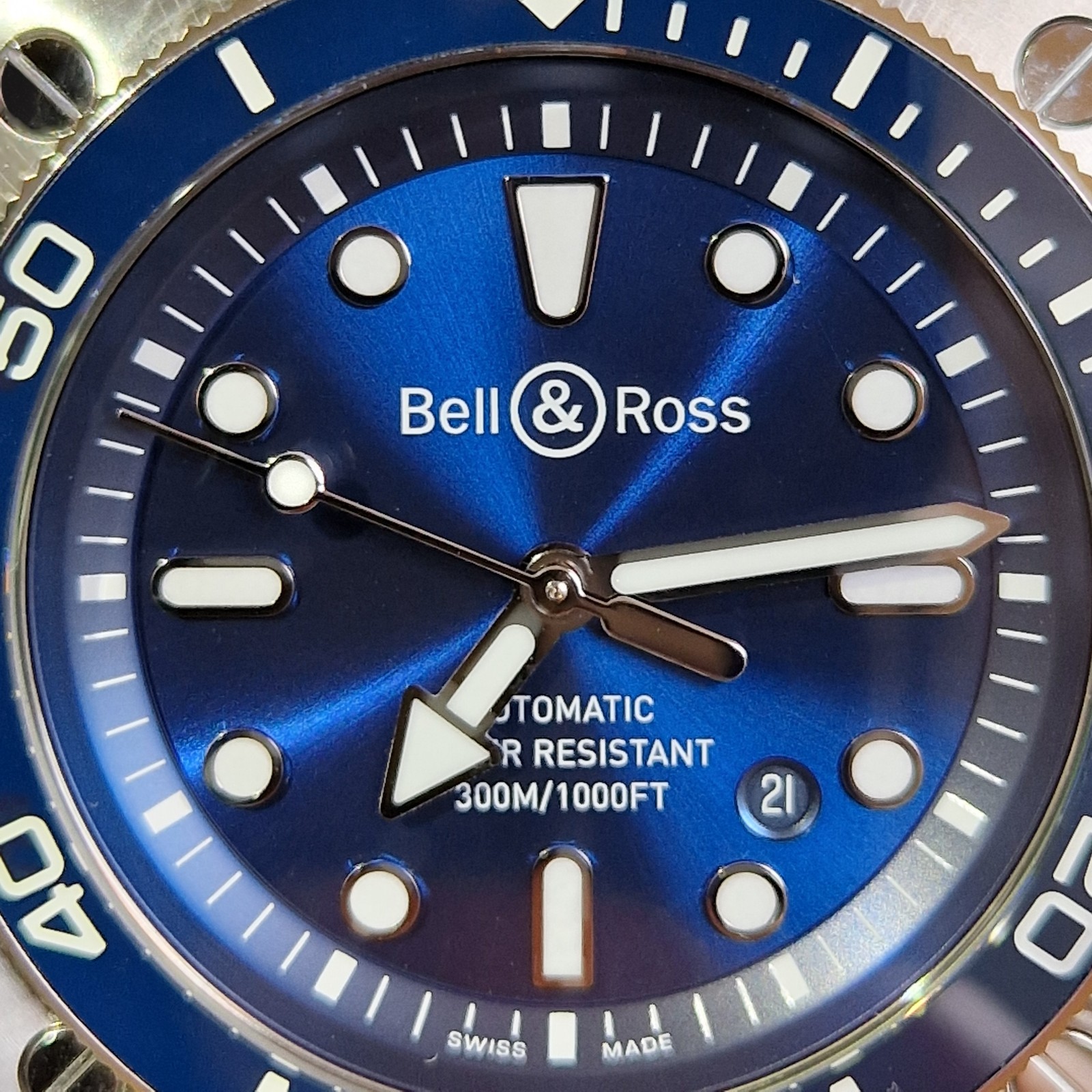 Bell & Ross BR03-92 Blue Diver Sunburst Dial Automatic fabulous Condition 2024