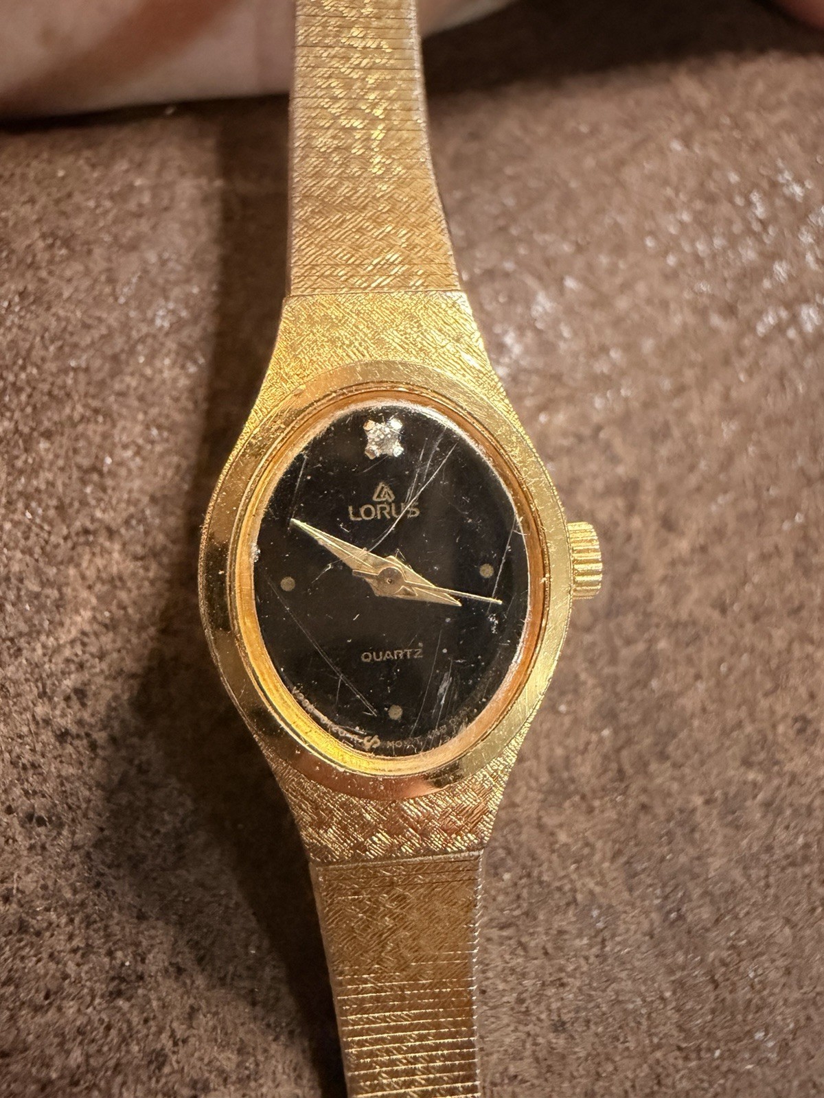 Vintage Lorus by Seiko V236-5020 Ladies Gold Tone Black Dial Quartz Watch AS IS