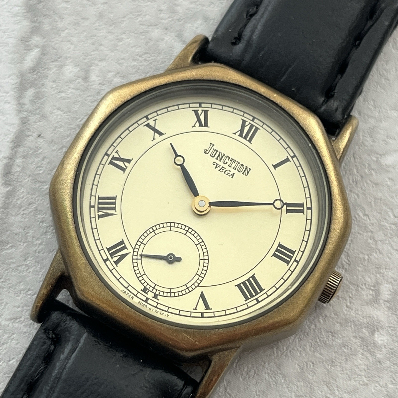 CITIZEN JUNCTION VEGA Quartz Watch Small Seconds Roman Dial Working Vintage