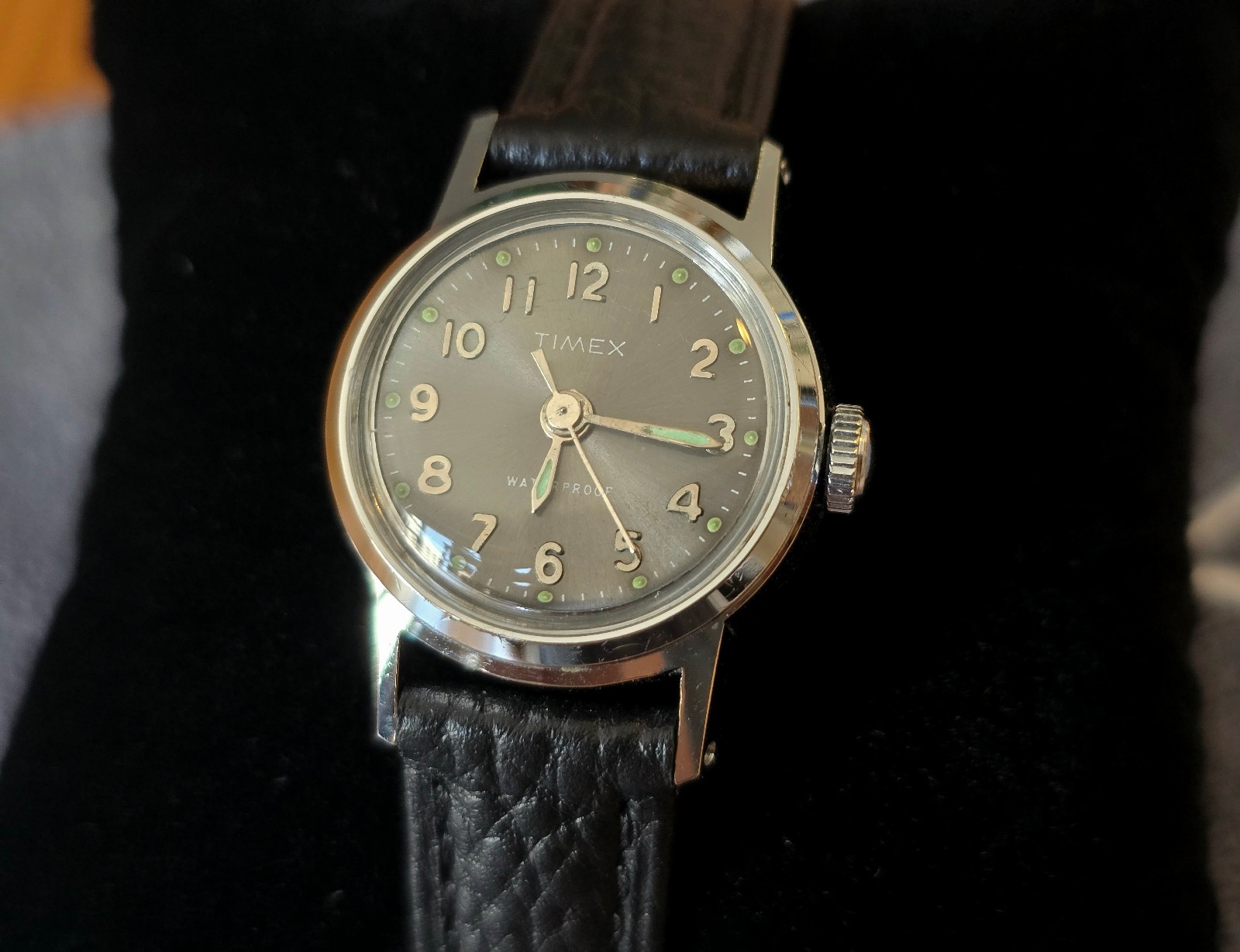 1969 Timex, France, Italian Leather, Women’s Watch, Chrome, 23 mm, 25177869 Vntg