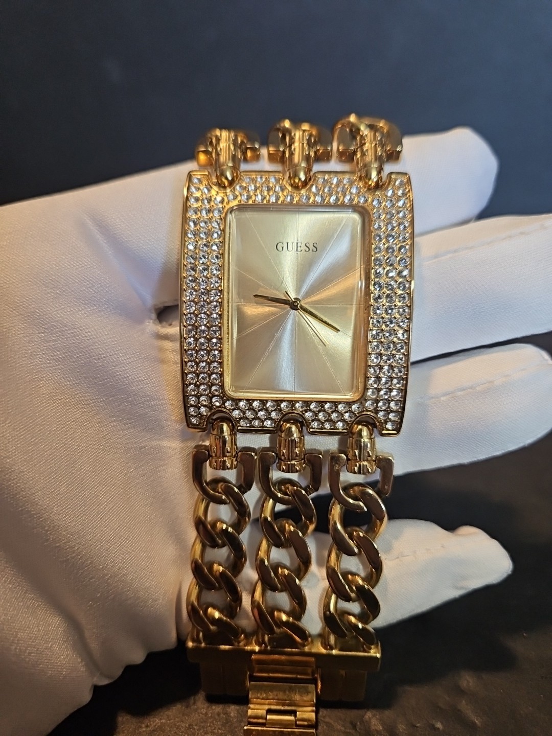 Guess U0085L1 Rocker Glitz Unisex Watch Excellent Condition New Battery