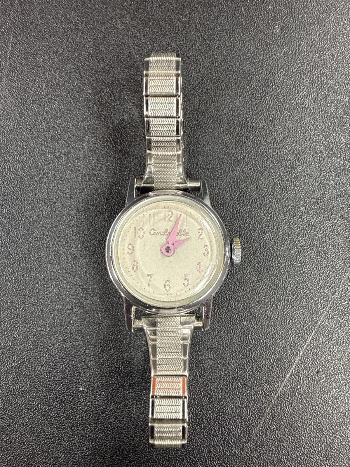 US Time Cinderella Watch 1960’s – Mechanical