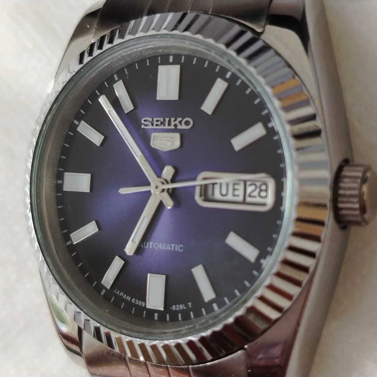 Seiko 5 Automatic 6309-6070 Blue Dial Day-Date Jubilee bracelet